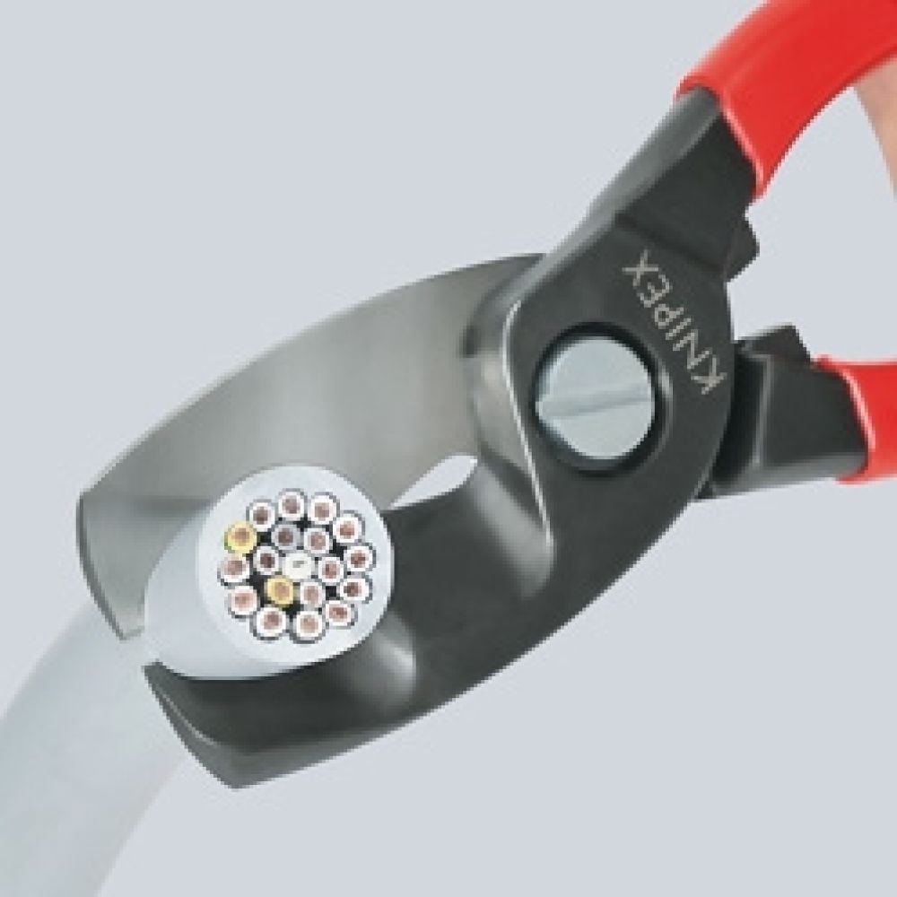 Cable shears, with double cutter