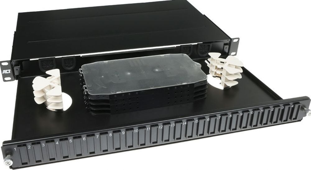 FIBER PANEL 48P UNLOADED. 1 stk