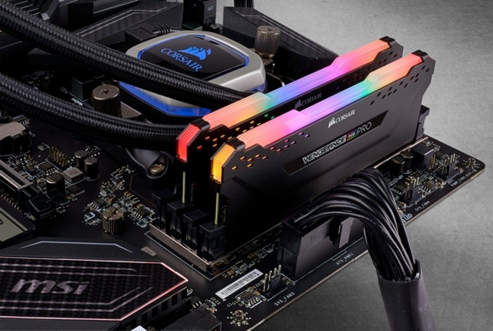 Corsair Vengeance RGB Pro | Azerty.nl