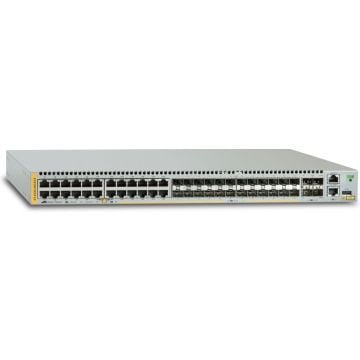 Allied Telesis AT x930-28GSTX - Switch