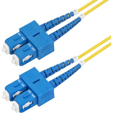 StarTech.com 10m (32.8ft) SC to SC (UPC) OS2 Single Mode Duplex Fiber Optic Cable, 9125µm, Laser Optimized, 40G100G Zipcord, Bend Insensitive, Low Insertion Loss - LSZH Fiber Patch Cord (SMDOS2SCSC10M)