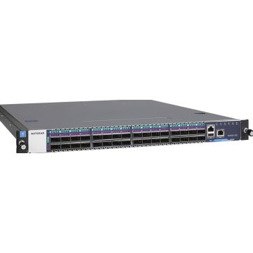 NETGEAR M4500-32C - Switch