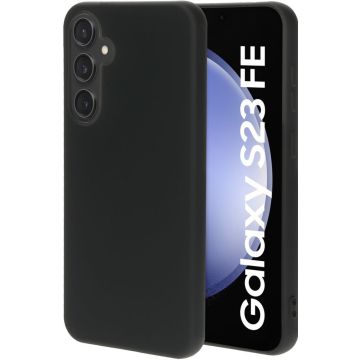 Kenmerken: Mobiparts Silicone Cover met soft-touch Ontwerp: stevig, goede pasvorm en zeer slank Kleur: gemaakt in de meest prachtige, levendige seizoenskleuren Voering: fluweelzachte, microfiber binnen voering beschermt het toestel tegen krassen Materiaal