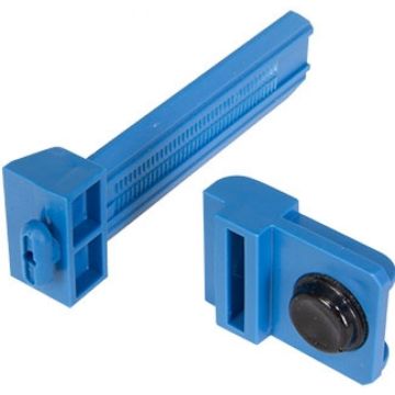 Middle Atlantic Products FWD-SIDECLMP-4