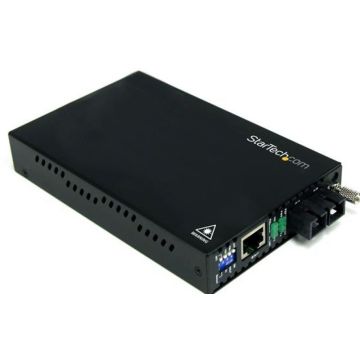 StarTech.com 10100 Mbit Multi-Mode Glasvezel Converter SC 2 km - Glasvezel mediaconverter
