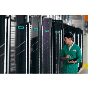 HPE - SATA  SAS kabelset