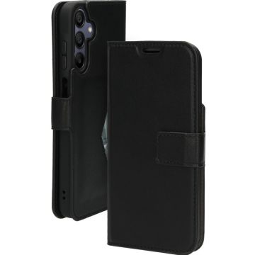 Kenmerken: Classic Wallet Case met extra opbergvak aan de achterkant Ontwerp: functioneel, uitstekende pasvorm en zeer slank Smart: smart ontwerp met aan de achterzijde een extra opbergvak voor contactloos betalen of OV-chip kaart Sluiting: magnetisch, na