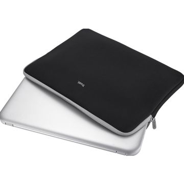 Trust Primo Soft Sleeve for 15.6 Inch laptops black