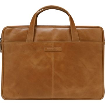 Slanke, volnerf lederen laptop tas Silkeborg is de perfecte laptop tas als je alleen de meest noodzakelijk dingen nodig hebt. De tas is handgemaakt van duurzaam, eersteklas volnerf leder en heeft