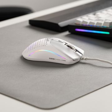 Glorious Model O 2 Mini Gaming Maus, RGB - weiß