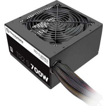 Thermaltake TR2 S 700W - Voeding