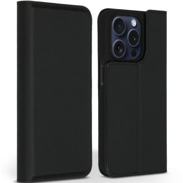 Accezz Premium Leather Slim Bookcase iPhone 15 Pro - Zwart