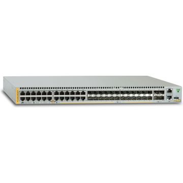 Allied Telesis AT x930-28GSTX - Switch