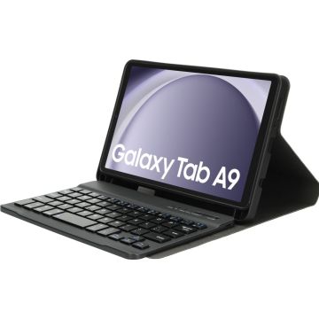 Case met uitneembaar toetsenbord Dit toetsenbord combineert drie producten in één. Zo heeft deze case een Bluetooth v3.0 toetsenbord gevoerd met PU leer. Dankzij de magneetjes die verwerkt zijn in de case en het toetsenbord, is het mogelijk om heel eenvou