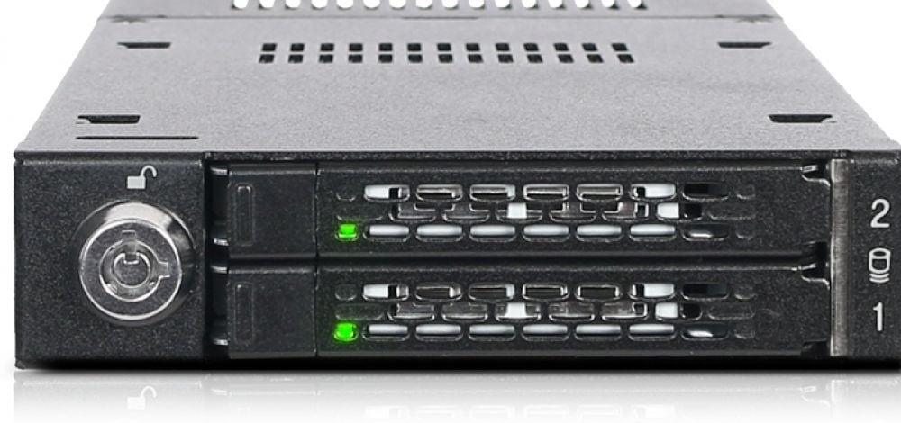 IcyDock M.2 PCIe NWMe SSD Mobile Rack for external 3.5 Drive